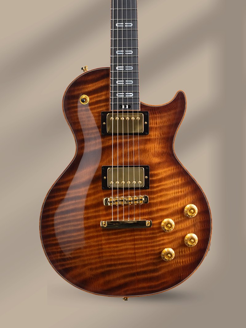 Guitarra Klingen modelo LP single-cut